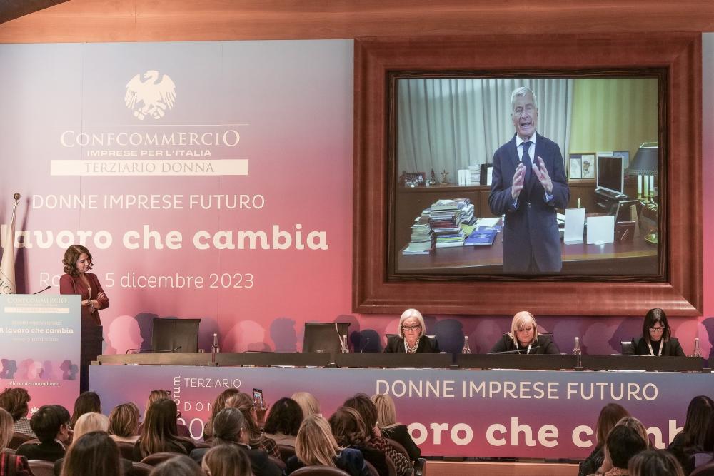 Carlo Sangalli in collegamento al Forum Terziario Donna 2023